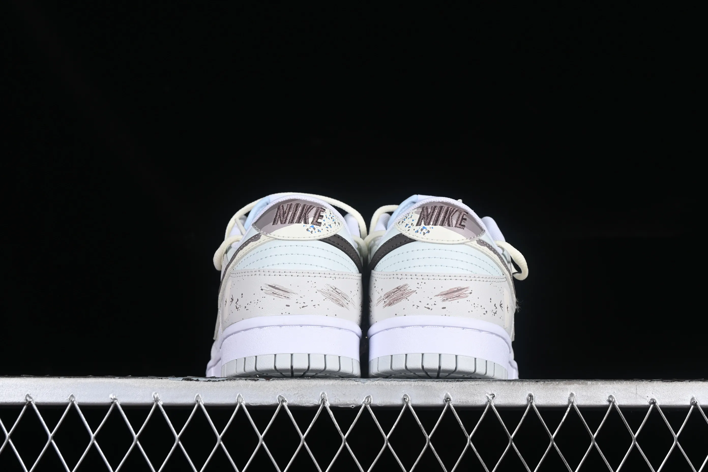 All Categories Nk SB Dunk Series Nk SB Dunk Low Low-top Sneakers Nk Dunk Low "Neutral" Urban Ruins Taupe Retro Deconstruction SB Strap Low-top Casual Sneakers DV0831-101